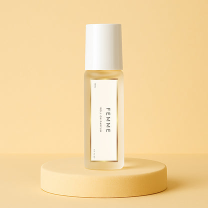 LeScent Femme Roll On inspired by Marc Jacobs Daisy — delicate floral perfume oil with notes of violet, jasmine and gardenia for a soft feminine scent.
