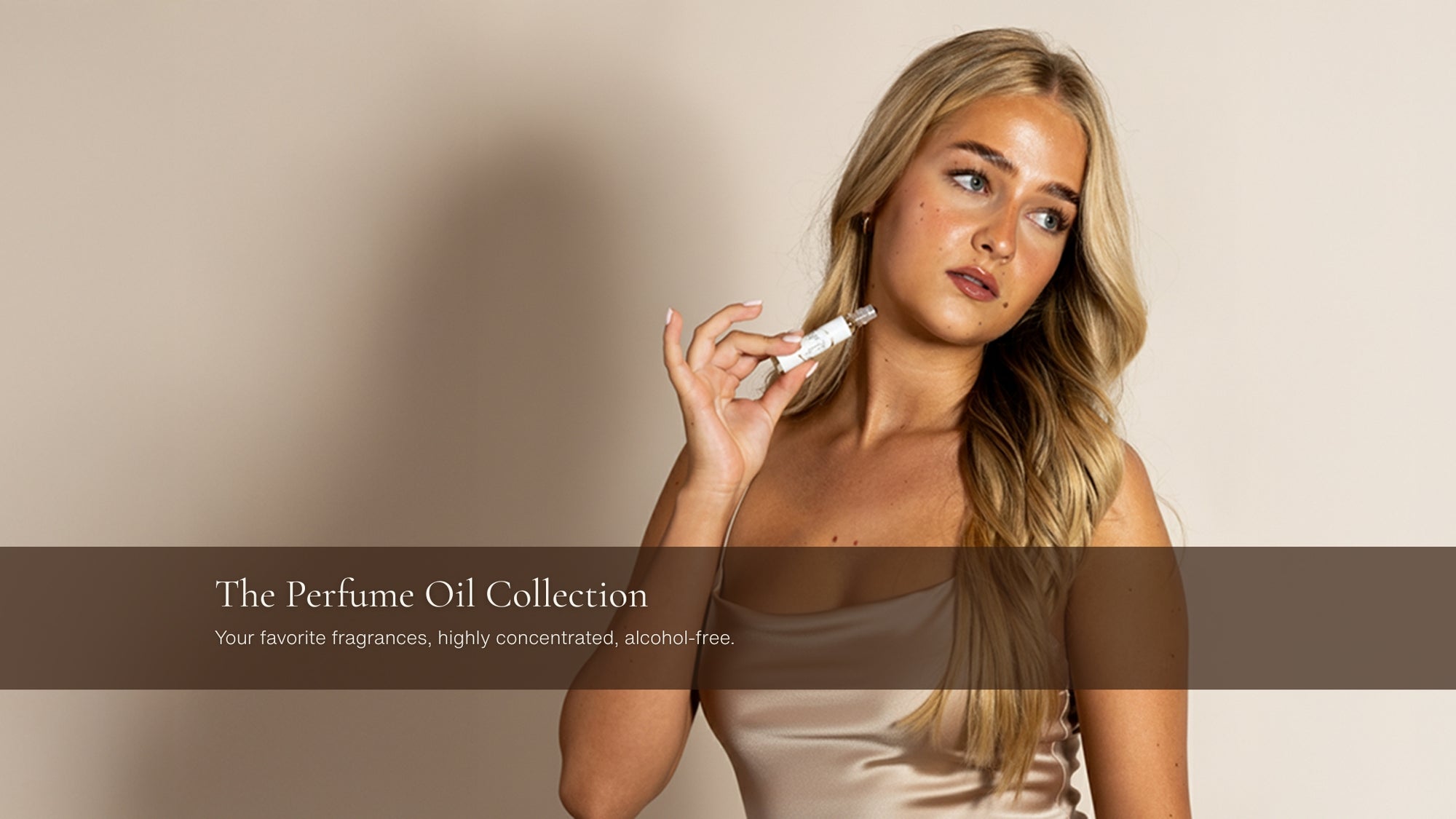 LeScent roll-on perfume oil close-up, alcohol-free parfum oil roller for wrists and pulse points